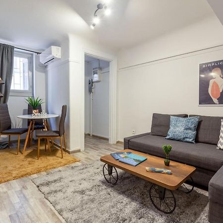 Central Apartment In The Heart Of Historic Center Atenas Exterior foto
